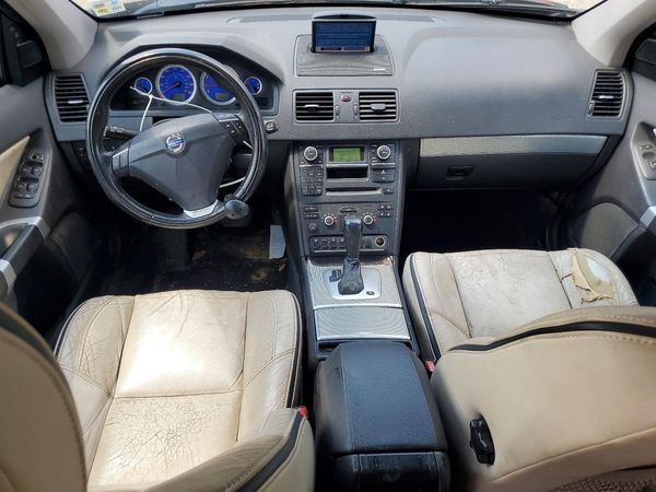 2012 VOLVO XC90
