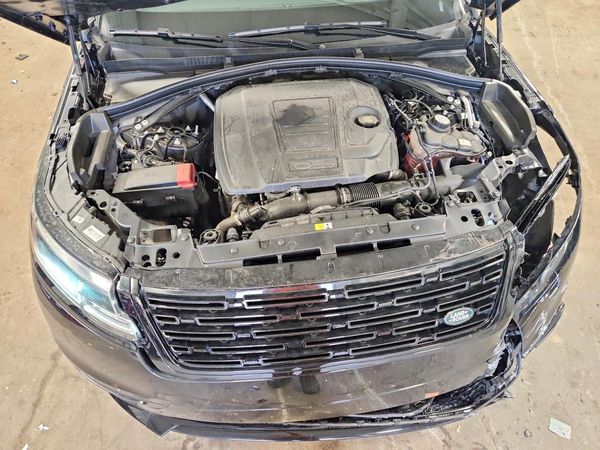 2025 LAND ROVER RANGE ROVER VELAR
