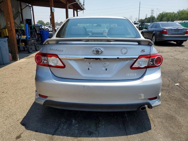 2012 TOYOTA COROLLA