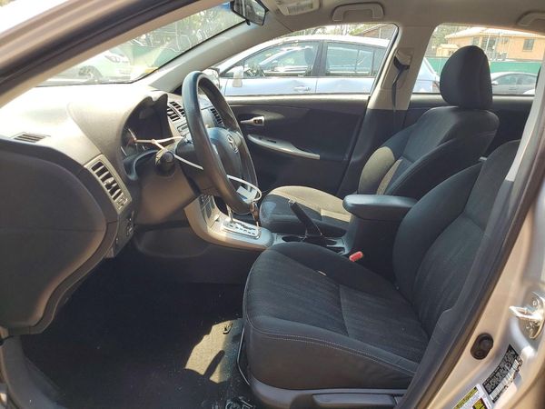 2012 TOYOTA COROLLA