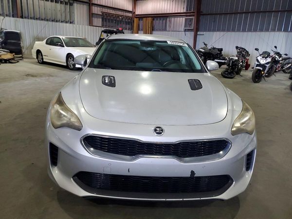 2018 KIA STINGER