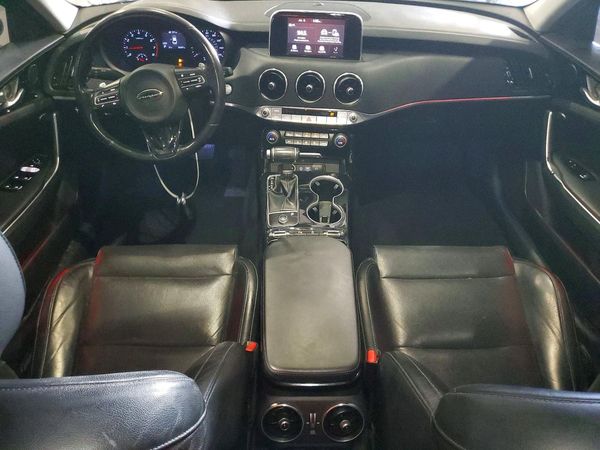 2018 KIA STINGER