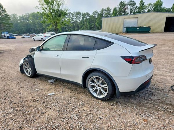 2020 TESLA MODEL Y