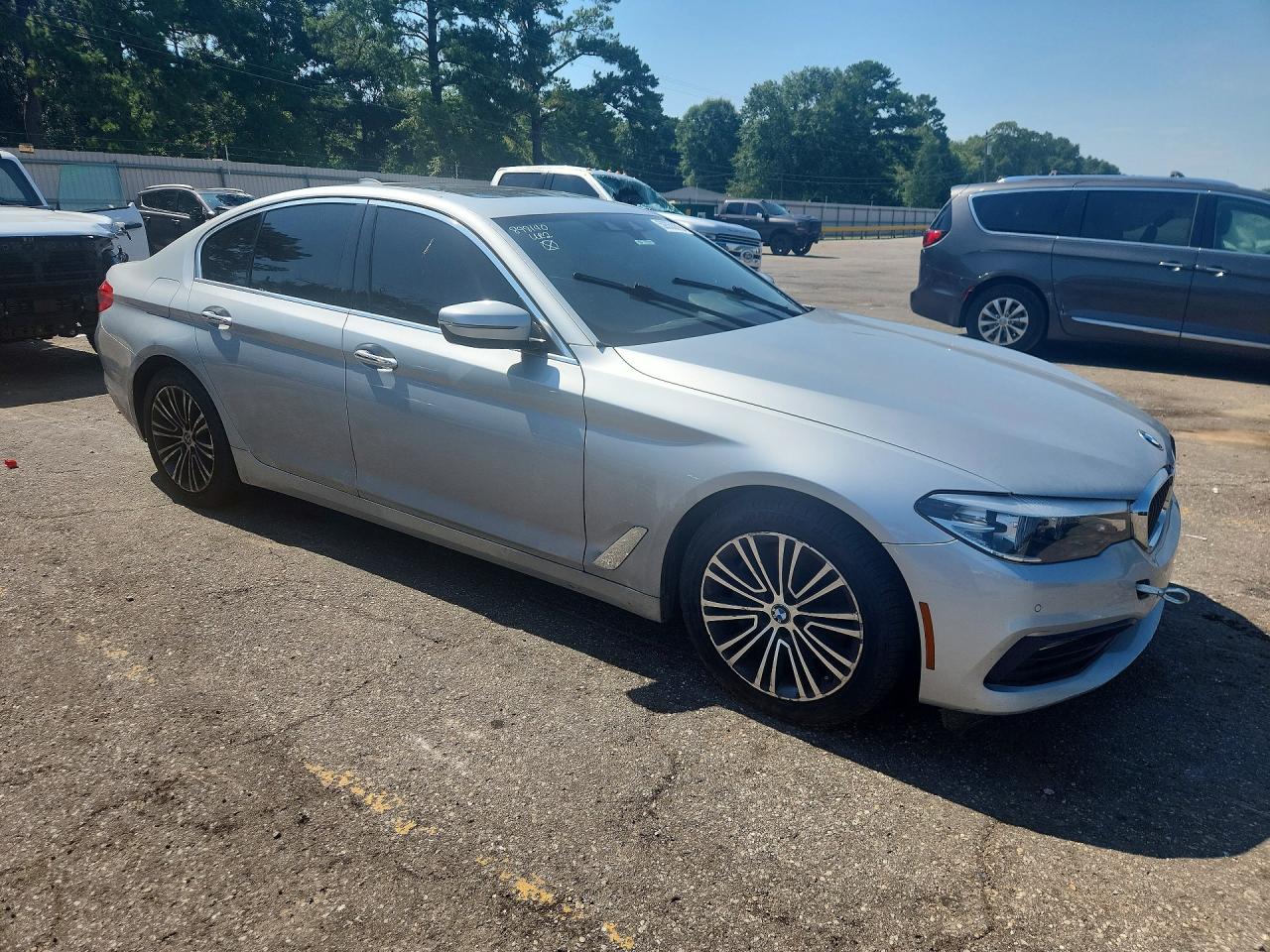 2018 BMW 530