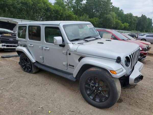 2022 JEEP WRANGLER Unlimited Sahara — Passenger 3/4