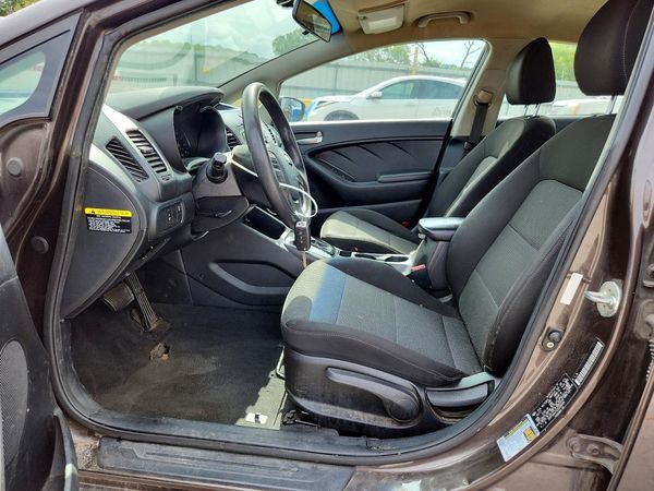2018 KIA FORTE LX Base