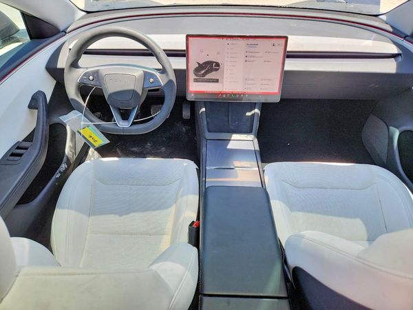 2025 TESLA MODEL 3