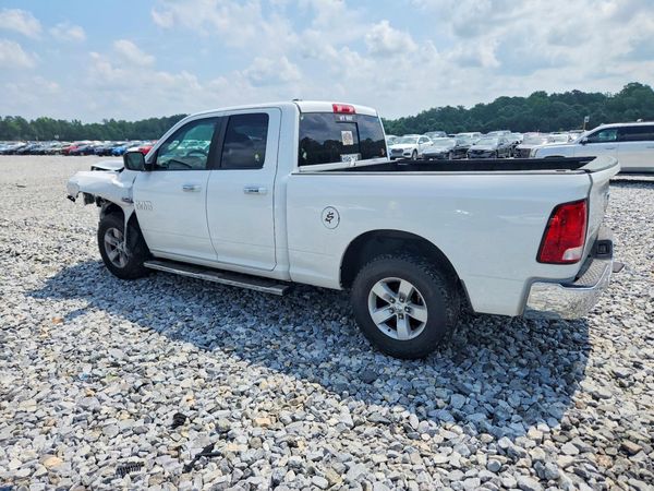 2016 RAM 1500 SLT QUAD CAB 4X2