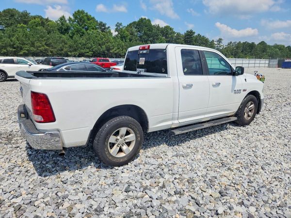 2016 RAM 1500 SLT QUAD CAB 4X2