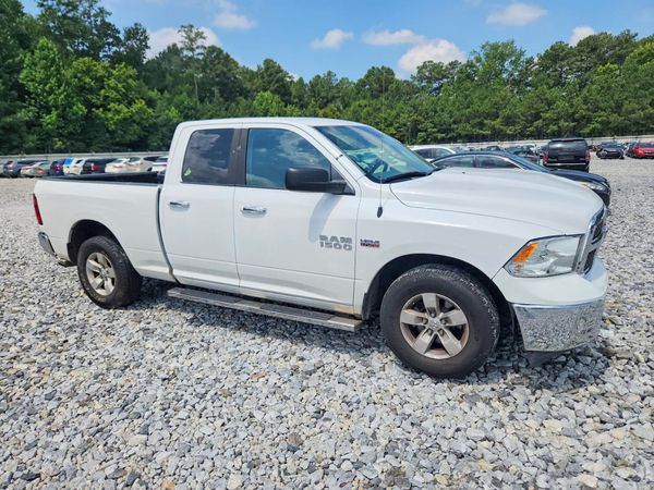 2016 RAM 1500 SLT QUAD CAB 4X2