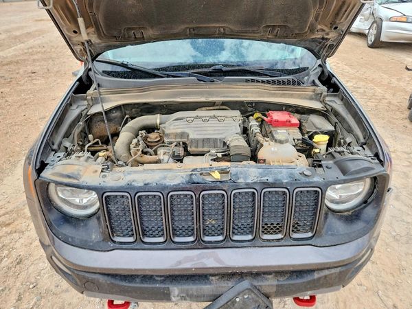 2021 JEEP RENEGADE TRAILHAWK 4X4