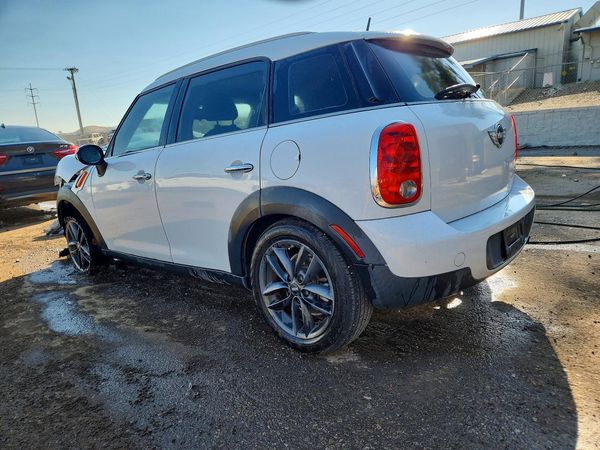 2012 MINI COOPER