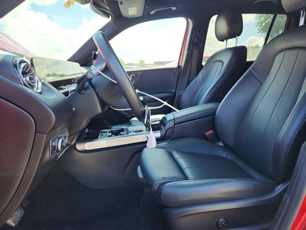 2020 MERCEDES-BENZ GLB GLB250