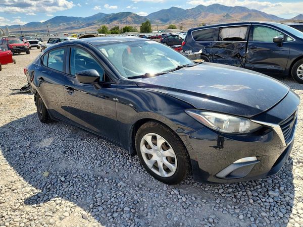 2016 MAZDA 3 SV/Base