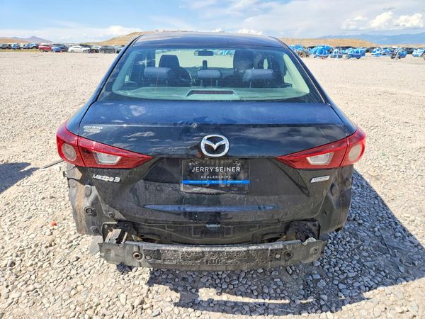 2016 MAZDA 3 SV/Base
