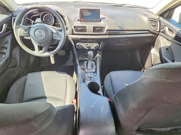 2016 MAZDA 3 SV/Base