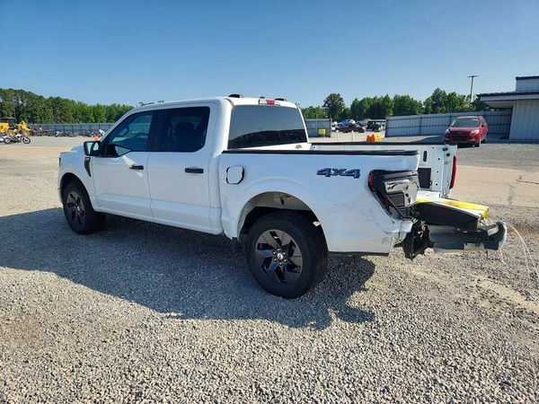 2025 FORD F150 STX