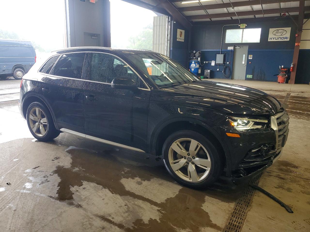 2018 AUDI Q5 quattro Premium Plus