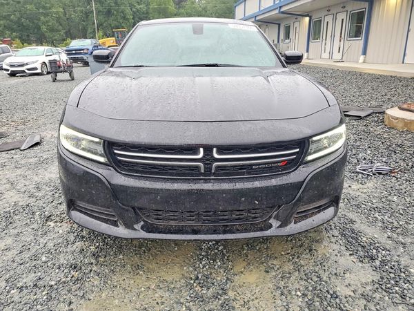 2017 DODGE CHARGER SE