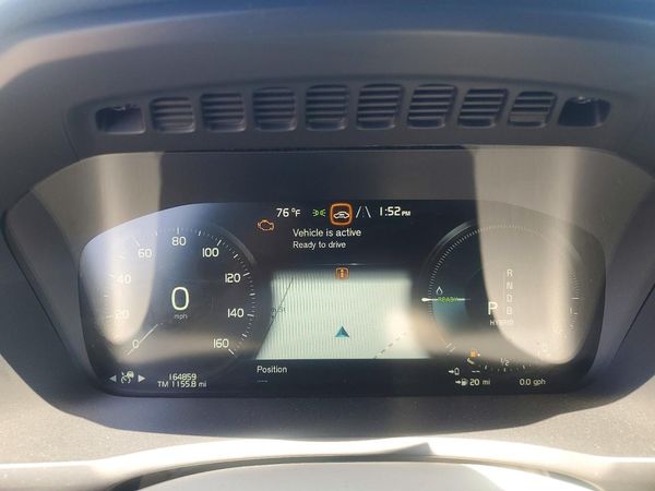 2019 VOLVO XC90 Momentum