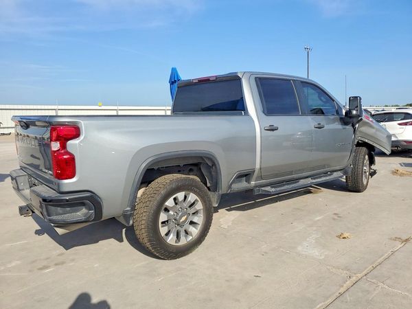 2024 CHEVROLET SILVERADO Custom