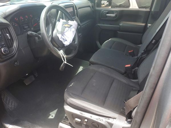 2024 CHEVROLET SILVERADO Custom