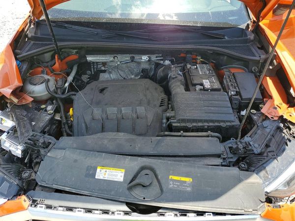 2022 AUDI Q3 quattro Premium