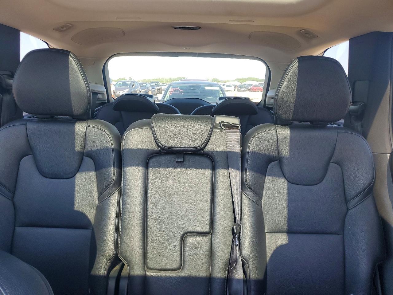2016 VOLVO XC90 SV42 Momentum