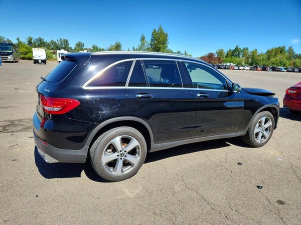 2019 MERCEDES-BENZ GLC GLC 300-4M