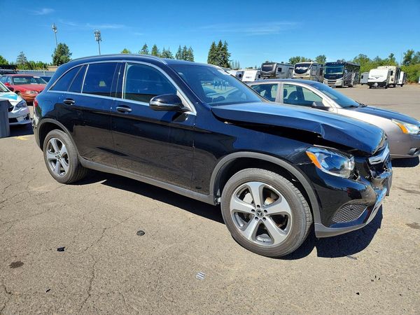 2019 MERCEDES-BENZ GLC GLC 300-4M