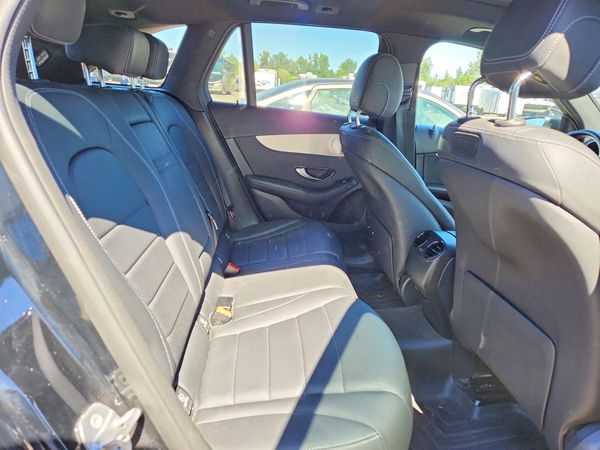 2019 MERCEDES-BENZ GLC GLC 300-4M
