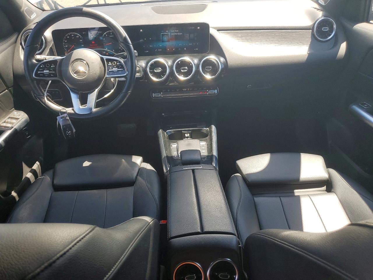 2021 MERCEDES-BENZ GLA GLA250
