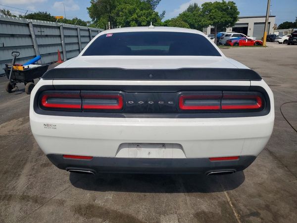 2018 DODGE CHALLENGER SXT