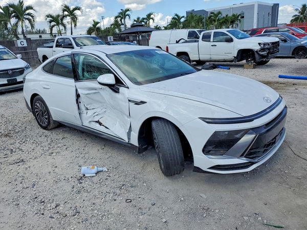 2025 HYUNDAI SONATA SEL