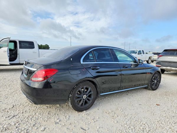 2016 MERCEDES-BENZ C C300