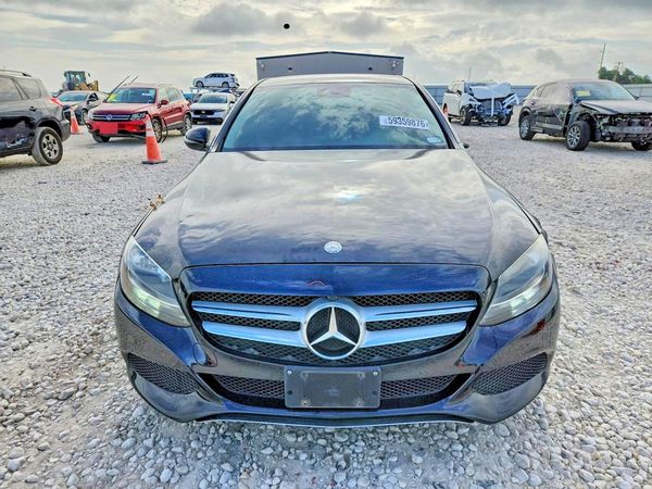 2016 MERCEDES-BENZ C C300
