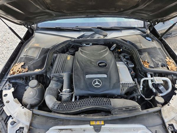 2016 MERCEDES-BENZ C C300