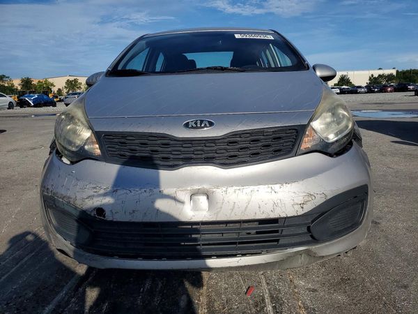 2015 KIA RIO GL - Middle-low