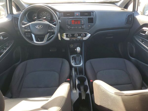 2015 KIA RIO GL - Middle-low