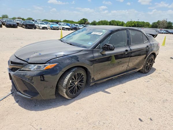 2020 TOYOTA CAMRY