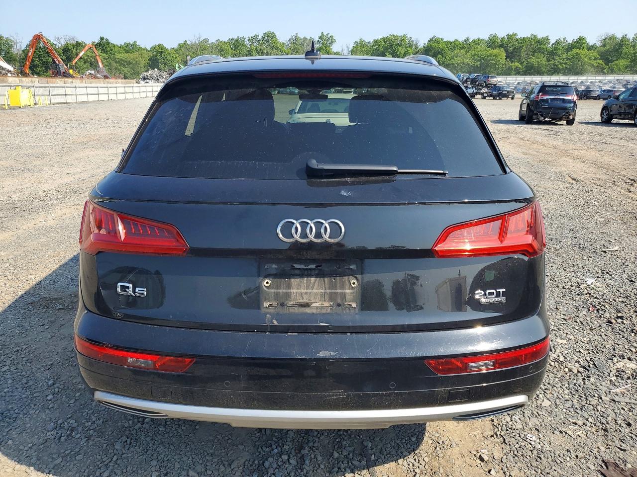 2018 AUDI Q5