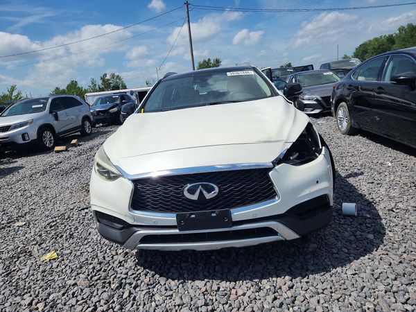 2018 INFINITI QX30