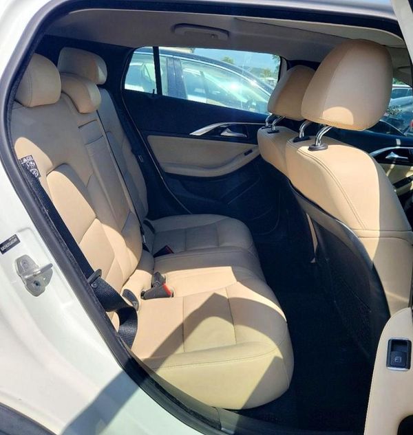 2018 INFINITI QX30