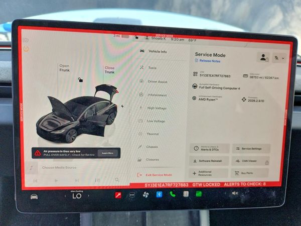 2024 TESLA MODEL 3