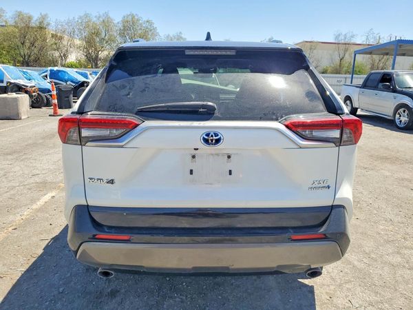 2020 TOYOTA RAV4 XSE HV