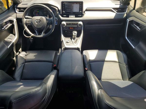 2020 TOYOTA RAV4 XSE HV