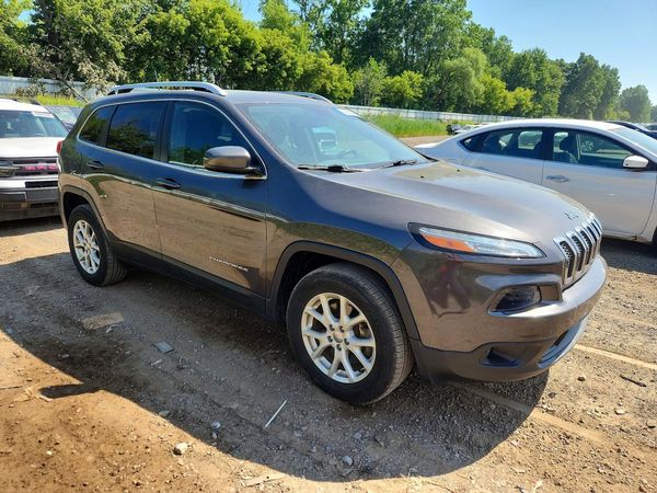 2017 JEEP CHEROKEE LATITUDE 4X4