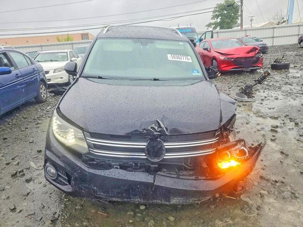 2017 VOLKSWAGEN TIGUAN