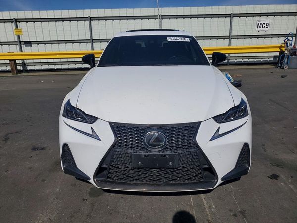 2020 LEXUS IS