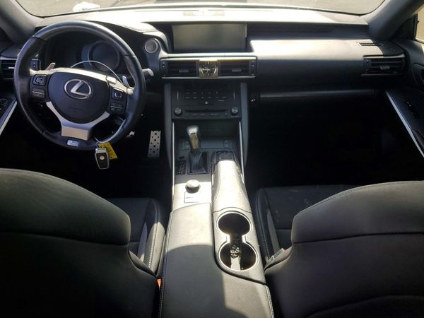 2020 LEXUS IS